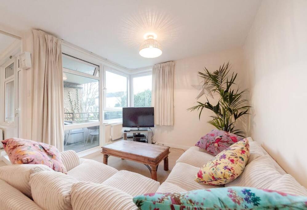 Spacious Two Double Bedroom Flat London Ngoại thất bức ảnh